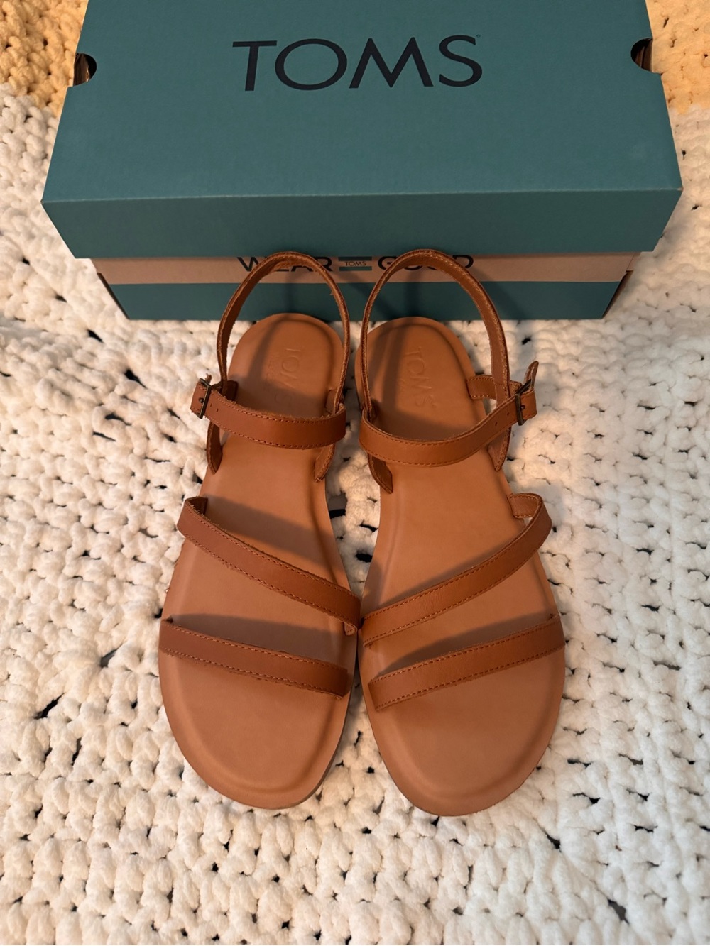 New TOMS Women's Tan Strappy Leather Sandals-sz 9.5